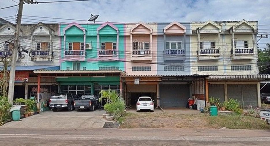 À vendre 1 chambre local commercial à Nong Bua Daeng, Chaiyaphum