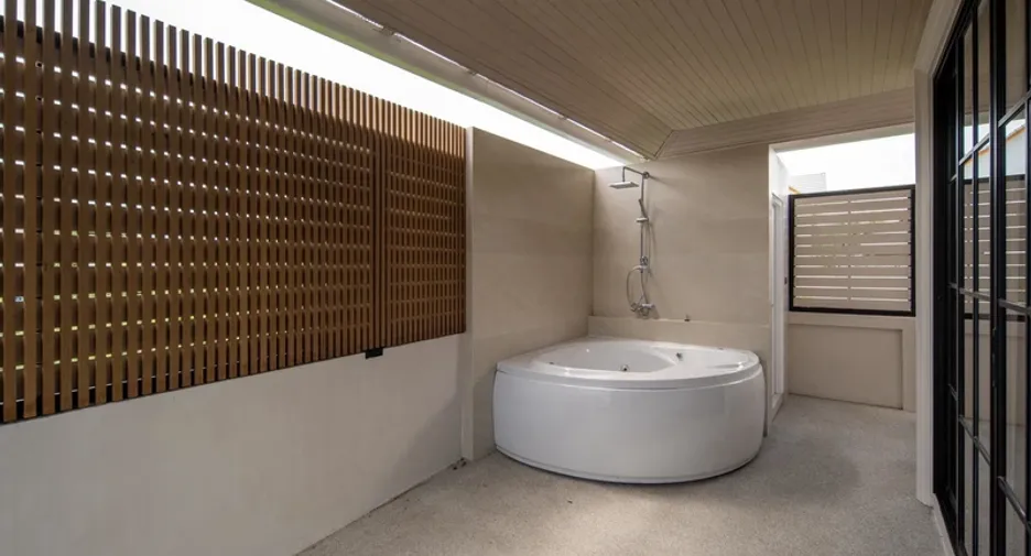 À vendre 4 chambres villa à San Sai, Chiang Mai