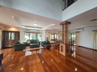 For rent 4 bedrooms villa in Hang Dong, Chiang Mai