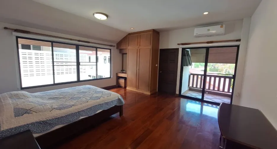 For rent 4 bedrooms villa in Hang Dong, Chiang Mai