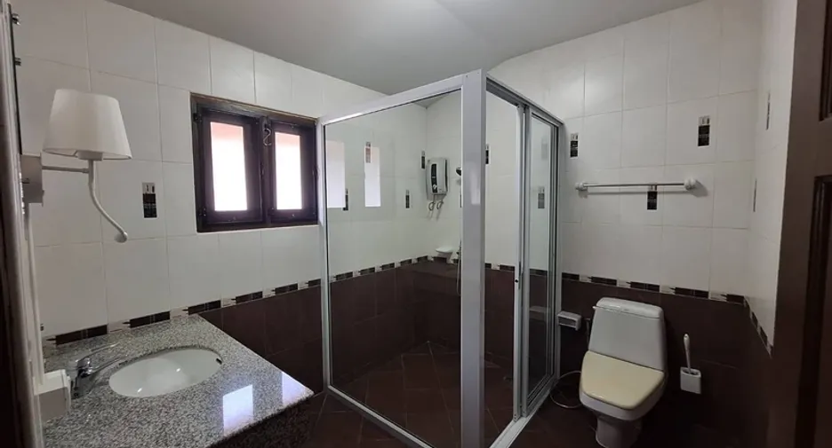 For rent 4 bedrooms villa in Hang Dong, Chiang Mai
