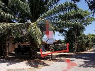 出售 1 卧室 独立屋 在 Khiri Rat Nikhom, 素叻