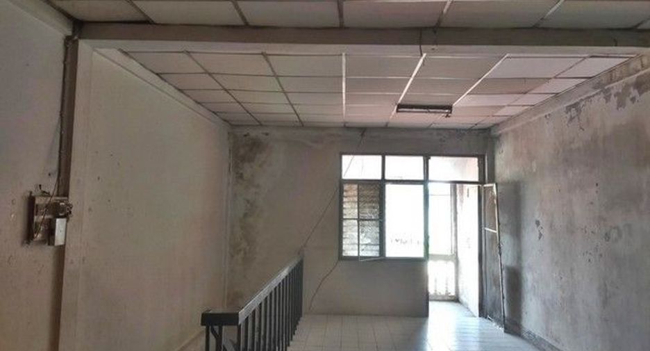 À vendre 1 chambre local commercial à Mueang Kalasin, Kalasin