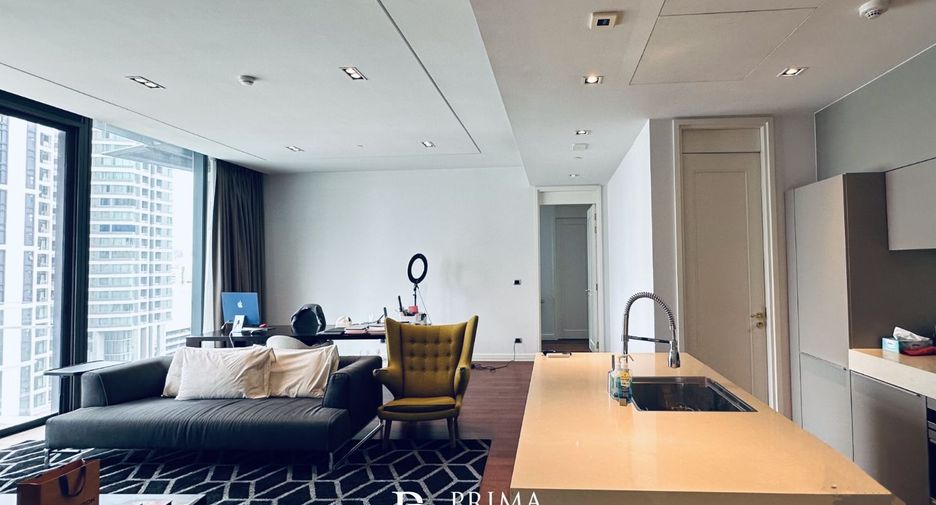 For sale 2 ベッドルーム condo in Khlong Toei, Bangkok