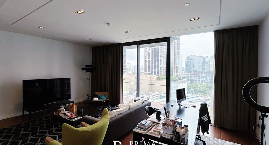 For sale 2 ベッドルーム condo in Khlong Toei, Bangkok