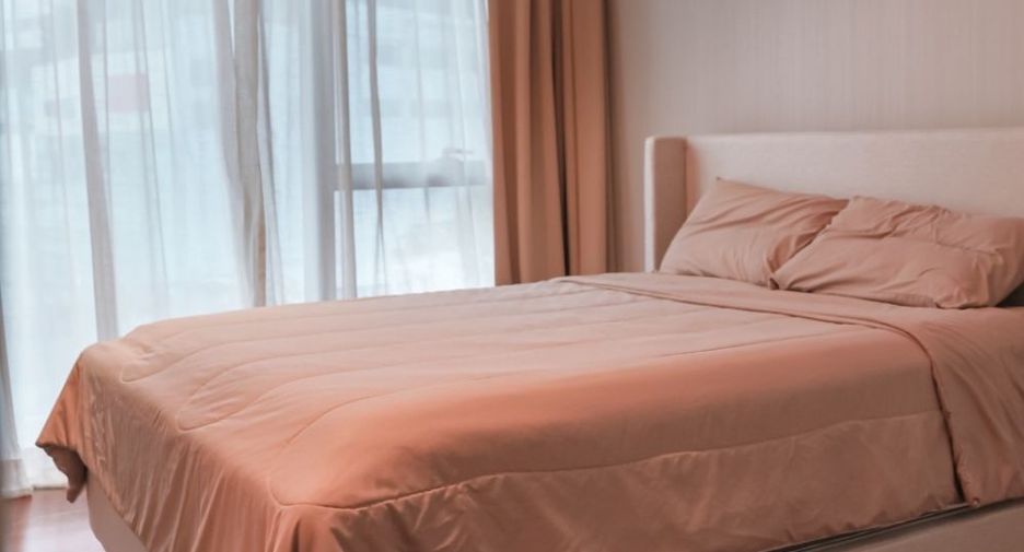 For sale 2 ベッドルーム condo in Khlong Toei, Bangkok