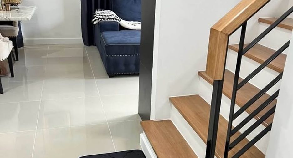 For rent 4 bedrooms house in Prawet, Bangkok