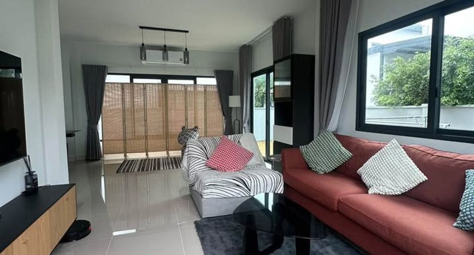 Haus zur Miete mit 3 Zimmer in Bang Phli, Samut Prakan