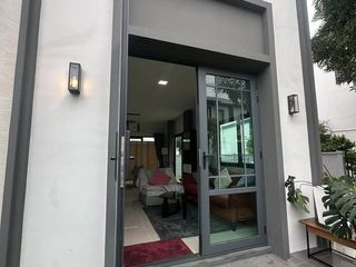 Haus zur Miete mit 3 Zimmer in Bang Phli, Samut Prakan