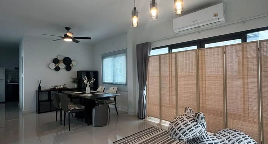 Haus zur Miete mit 3 Zimmer in Bang Phli, Samut Prakan