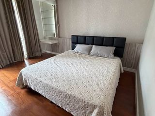 For rent 4 bedrooms townhouse in Watthana, Bangkok