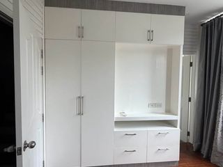 For rent 4 bedrooms townhouse in Watthana, Bangkok