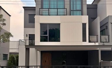 Haus zur Miete mit 4 Zimmer in Bang Phli, Samut Prakan