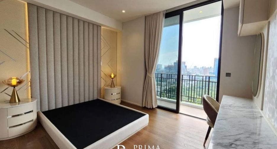 For sale 4 bedrooms condo in Pathum Wan, Bangkok