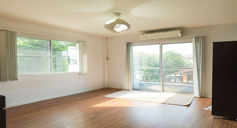 À vendre 3 chambres maison à Bang Sao Thong, Samut Prakan