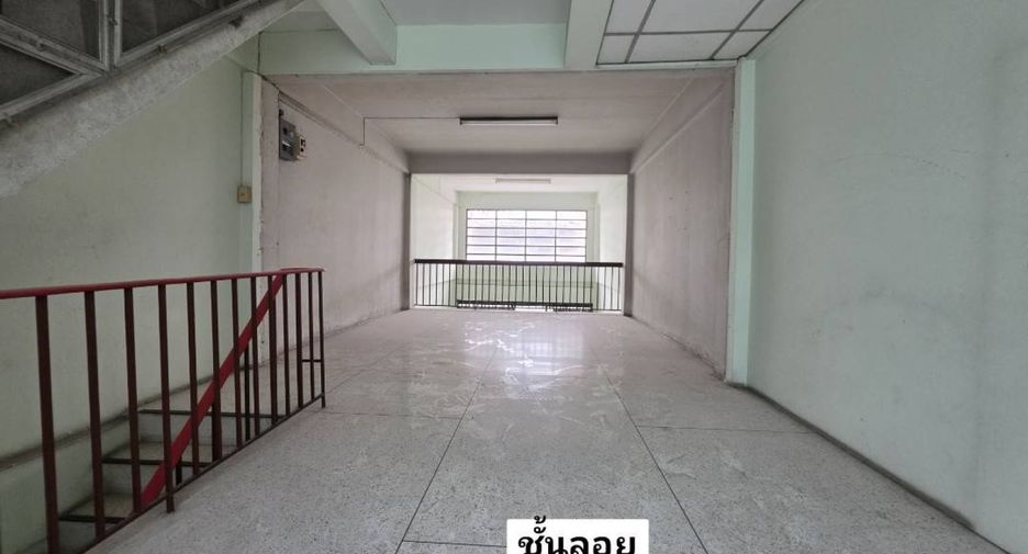 Local comercial en venta de 2 habitaciones en Bueng Kum, Bangkok