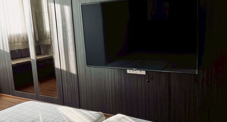 For rent 1 bed condo in Yan Nawa, Bangkok