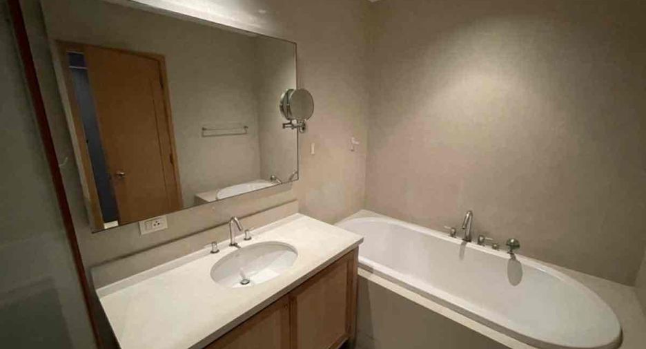 For rent 1 Beds condo in Khlong Toei, Bangkok
