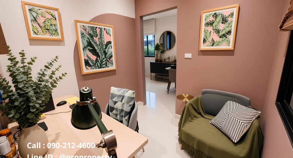 For rent 2 bedrooms townhouse in Lat Krabang, Bangkok