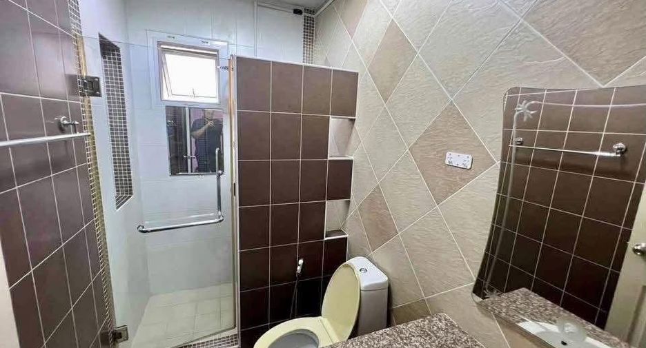 For rent 3 bedrooms house in Bang Lamung, Chonburi