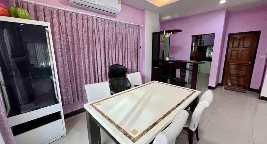 For rent 3 bedrooms house in Bang Lamung, Chonburi