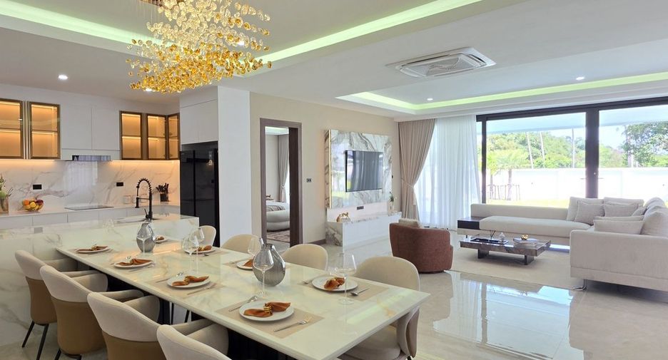 Casa en venta de 5 habitaciones en Bang Lamung, Chonburi
