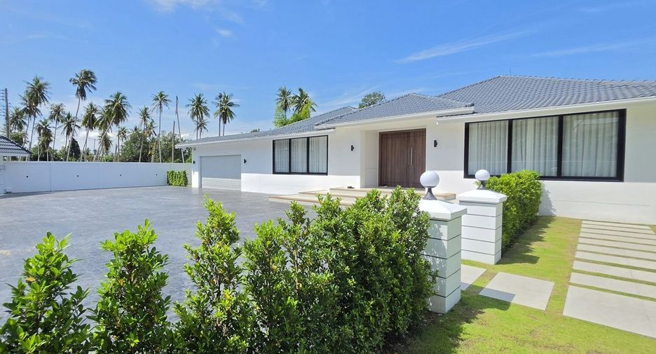 Casa en venta de 5 habitaciones en Bang Lamung, Chonburi