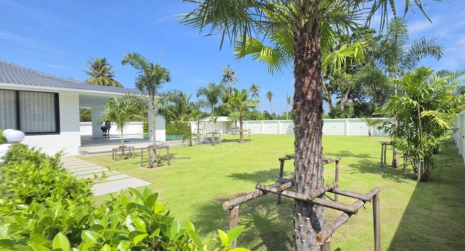 Casa en venta de 5 habitaciones en Bang Lamung, Chonburi