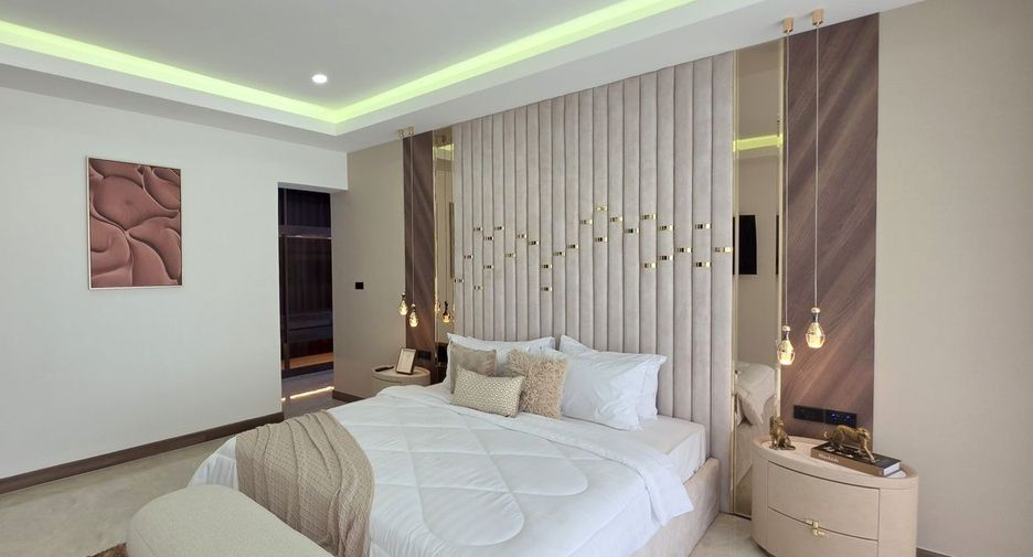 Casa en venta de 5 habitaciones en Bang Lamung, Chonburi