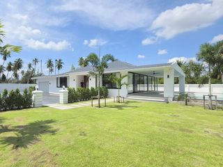 Casa en venta de 5 habitaciones en Bang Lamung, Chonburi