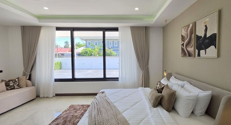 Casa en venta de 5 habitaciones en Bang Lamung, Chonburi
