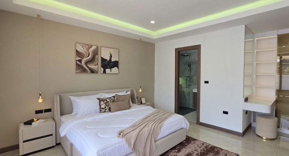 Casa en venta de 5 habitaciones en Bang Lamung, Chonburi