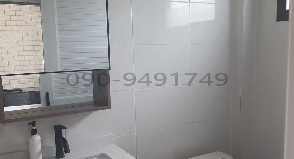 For rent 2 bedrooms townhouse in Lat Phrao, Bangkok
