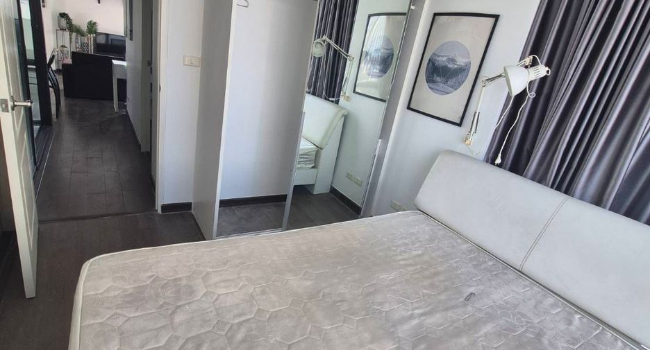 For sale 2 ベッドルーム condo in Khlong San, Bangkok