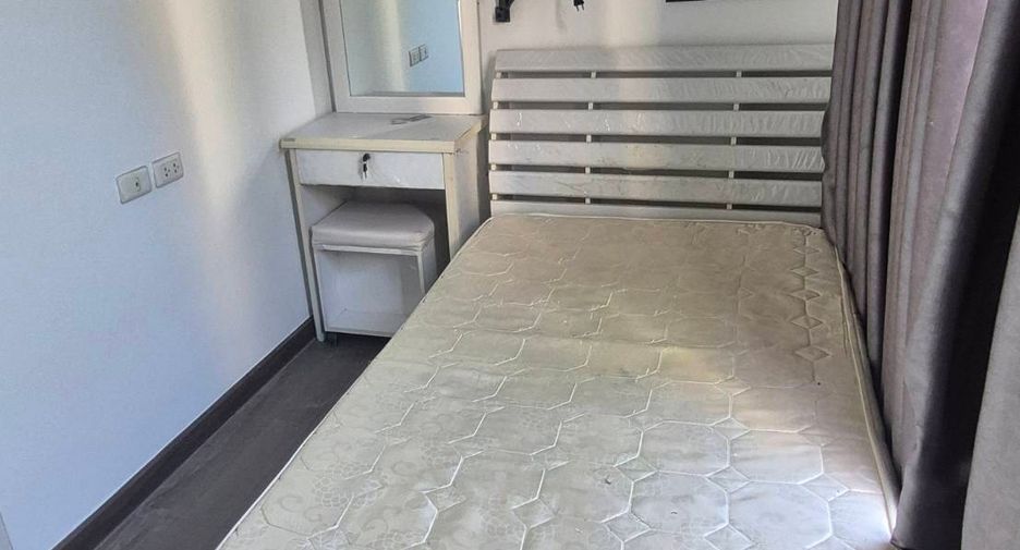 For sale 2 ベッドルーム condo in Khlong San, Bangkok