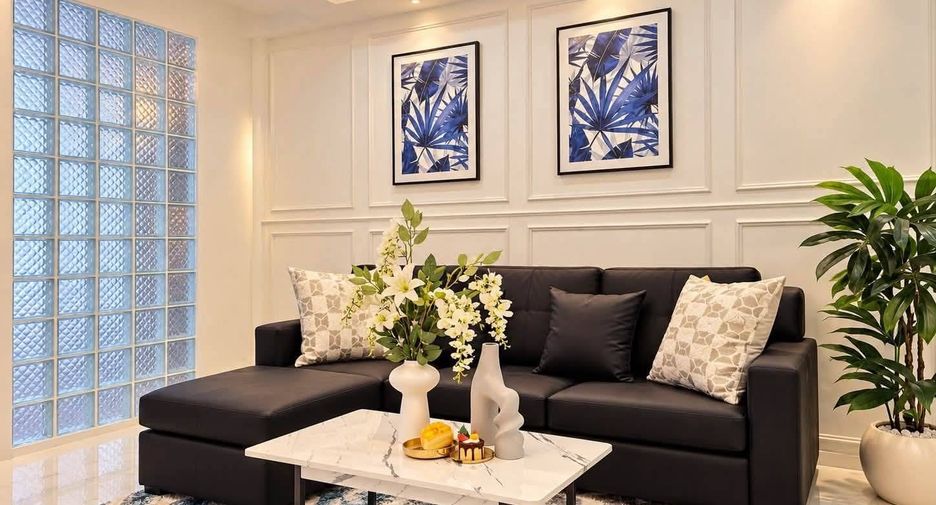 Wohnung zur Miete mit 3 Zimmer in Si Racha, Chonburi