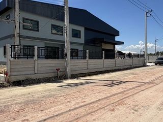 For sale 4 bedrooms warehouse in Mueang Samut Sakhon, Samut Sakhon