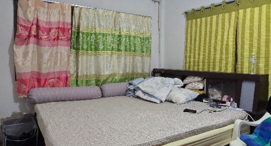Casa en venta de 3 habitaciones en Khlong Toei, Bangkok