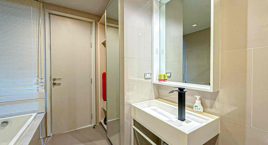 For rent 1 bed condo in Bang Lamung, Chonburi