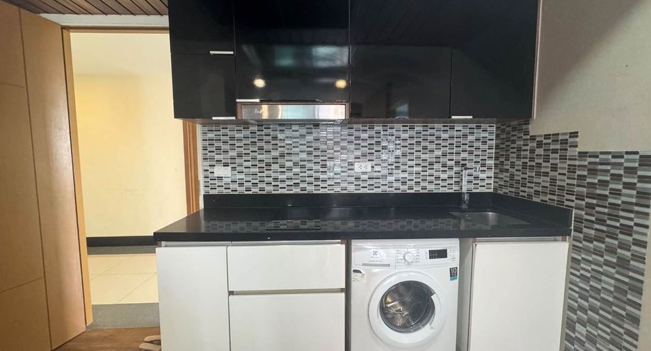 For sale 2 bedrooms condo in Jomtien, Pattaya