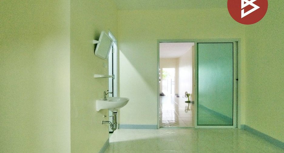 Casa adosada en venta de 2 habitaciones en Wang Noi, Phra Nakhon Si Ayutthaya