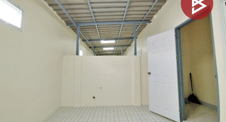 Casa adosada en venta de 2 habitaciones en Wang Noi, Phra Nakhon Si Ayutthaya