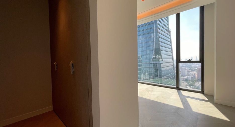 À vendre 2 chambres condo à Sathon, Bangkok