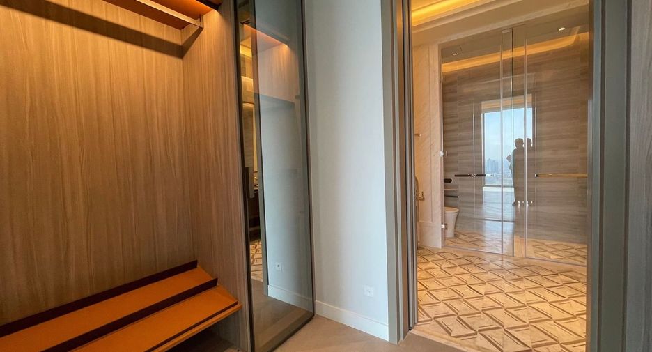 À vendre 2 chambres condo à Sathon, Bangkok