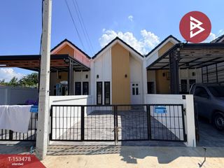 For sale 2 bedrooms townhouse in Mueang Nakhon Pathom, Nakhon Pathom