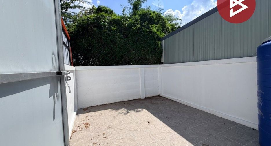 For sale 2 bedrooms townhouse in Mueang Nakhon Pathom, Nakhon Pathom