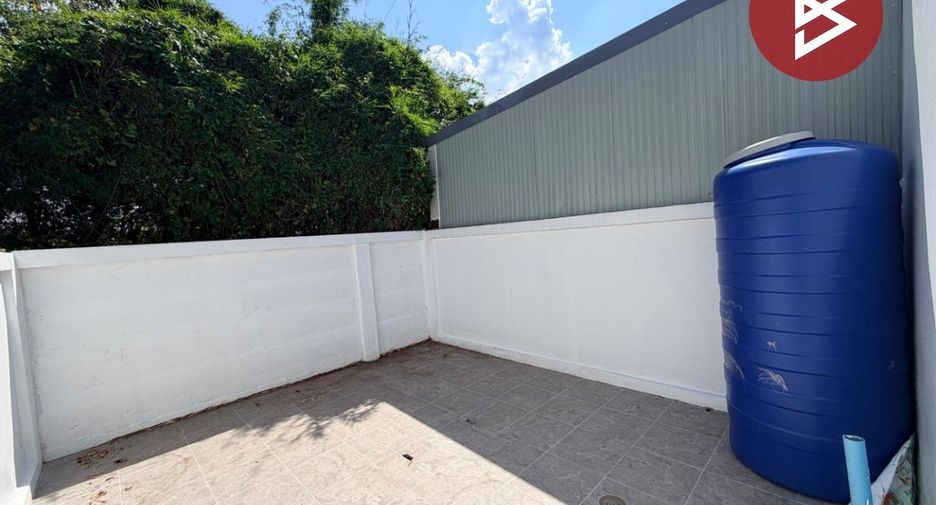 For sale 2 bedrooms townhouse in Mueang Nakhon Pathom, Nakhon Pathom