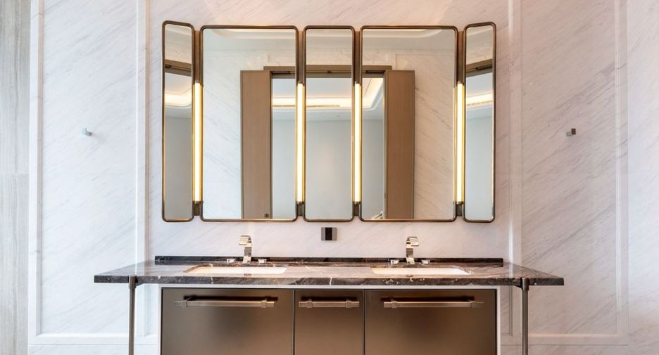 Condo en venta de 3 habitaciones en Sathon, Bangkok