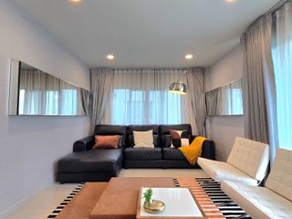 Haus zur Miete und zum Kauf mit 4 Zimmer in Bang Phli, Samut Prakan