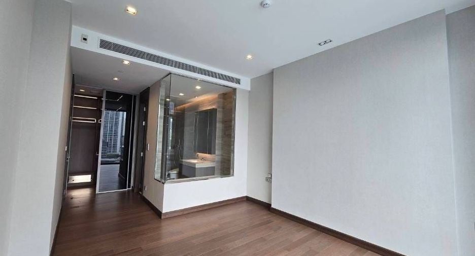 For sale 2 bedrooms condo in Khlong Toei, Bangkok